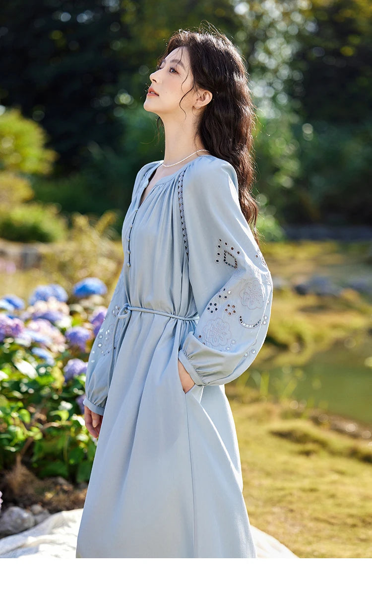 MISHOW French Hollow Lace Dress for Women 2025 Spring Vacation Slim Waist V-neck Dresses Loose Beach Fairy Dresses MXE12L2091