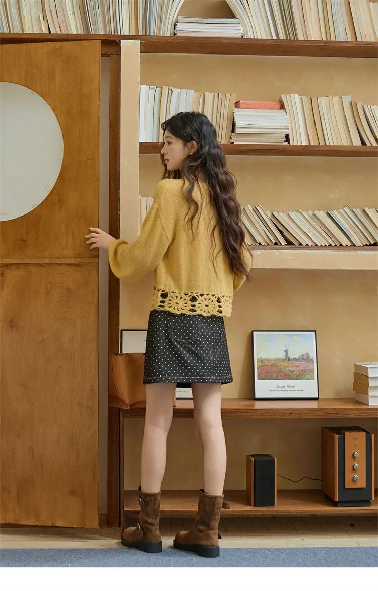 MISHOW Woman Sweaters 2025 Elegant French Hollow Out Floral Sweater Loose O-neck Long Sleeves Knit Top Autumn Clothes MXE44Z2491