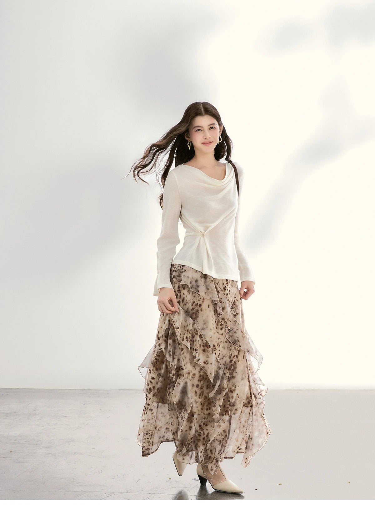 MISHOW Women's Multi Colored Knitted Top 2026 Spring Swinging Collar Flare Sleeve Top Side Twist Whist Casual T-Shirt MXF13T1473