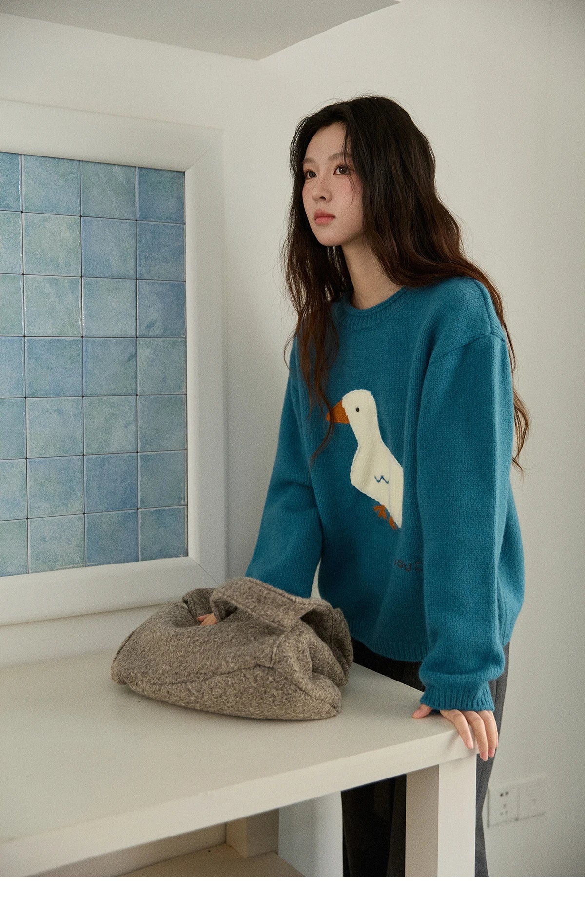 MISHOW Woman Knit Top Peacock Blue Jacquard Sweater for Women 2025 Winter O-neck Long Sleeve Loose Fit Thick Sweater  MXE86Z2751