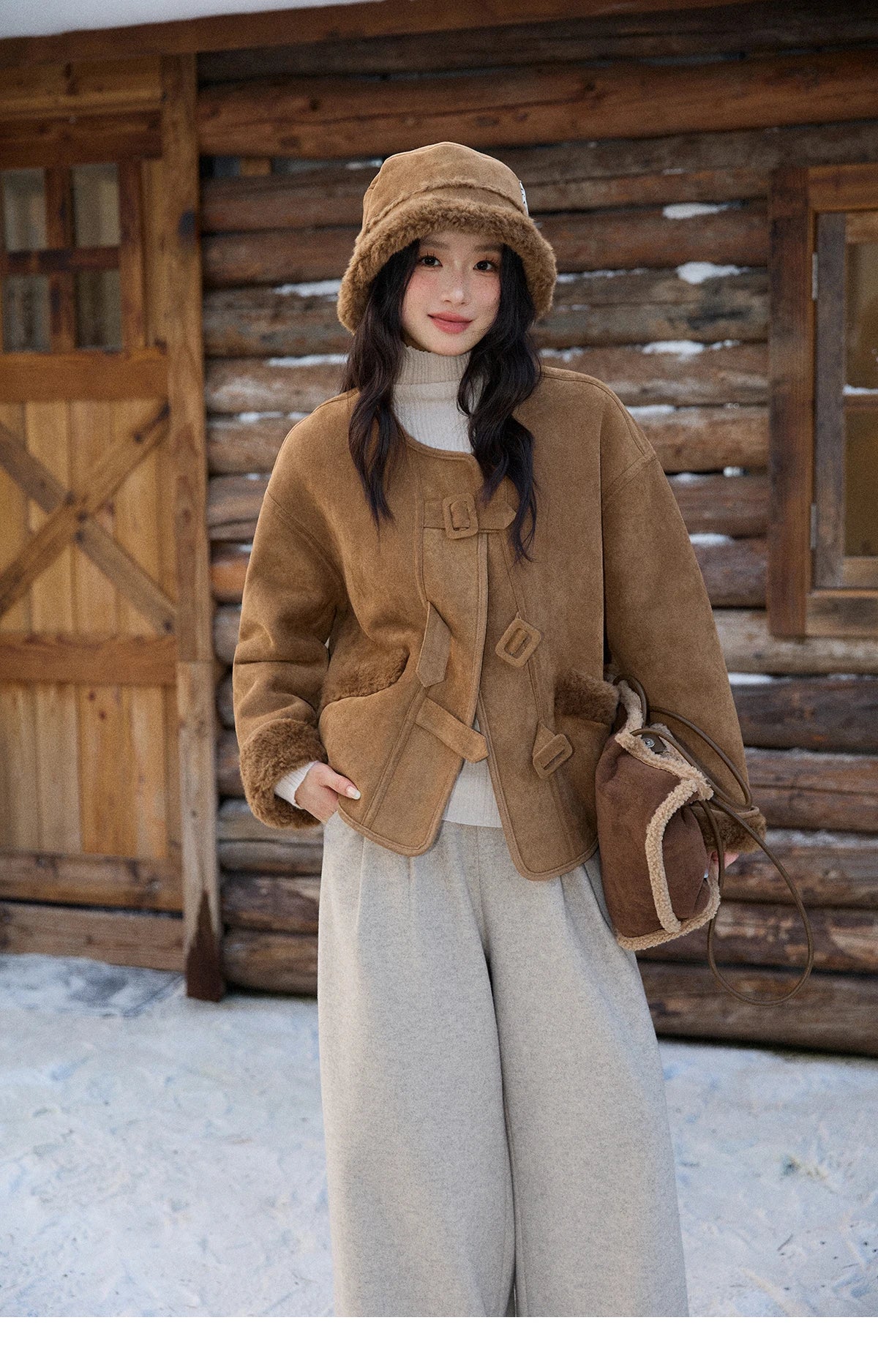 MISHOW Women's Warm Jacket 2025 Retro Luxury Brown Round Neck Long Sleeve Coat Commuting Windproof Loose Coat Woman  MXE90W0994