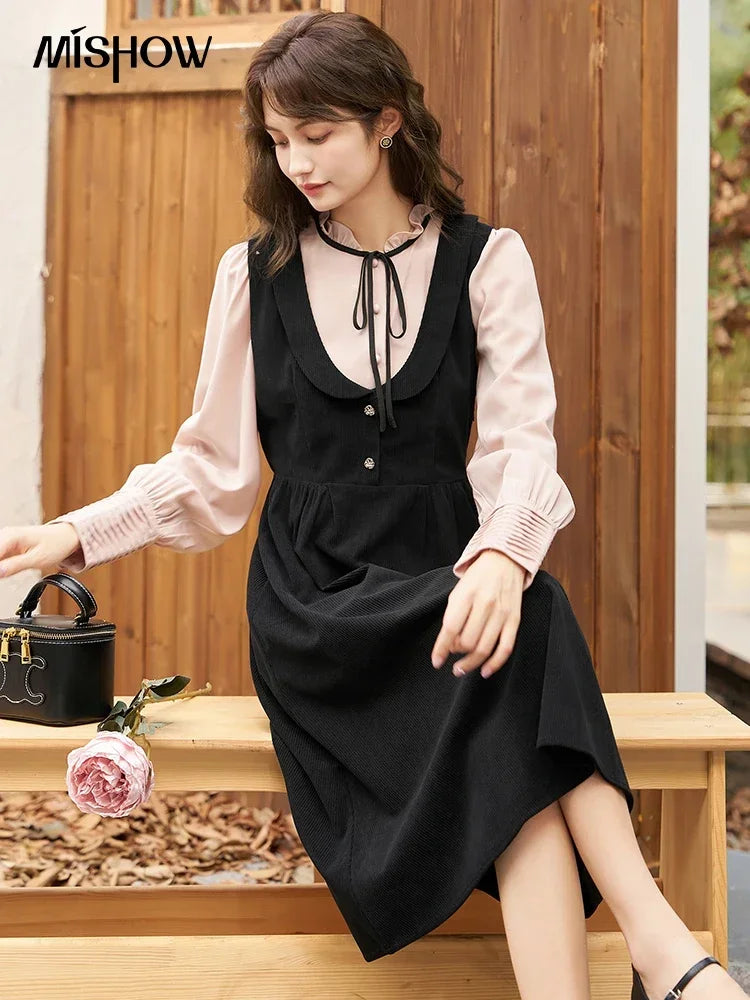 MISHOW French Vintage Strap Dress Autumn 2025 A-LINE U-Neck Sleeveless Black Temperament Pullover Mid-Calf Dresses MXC43L1570