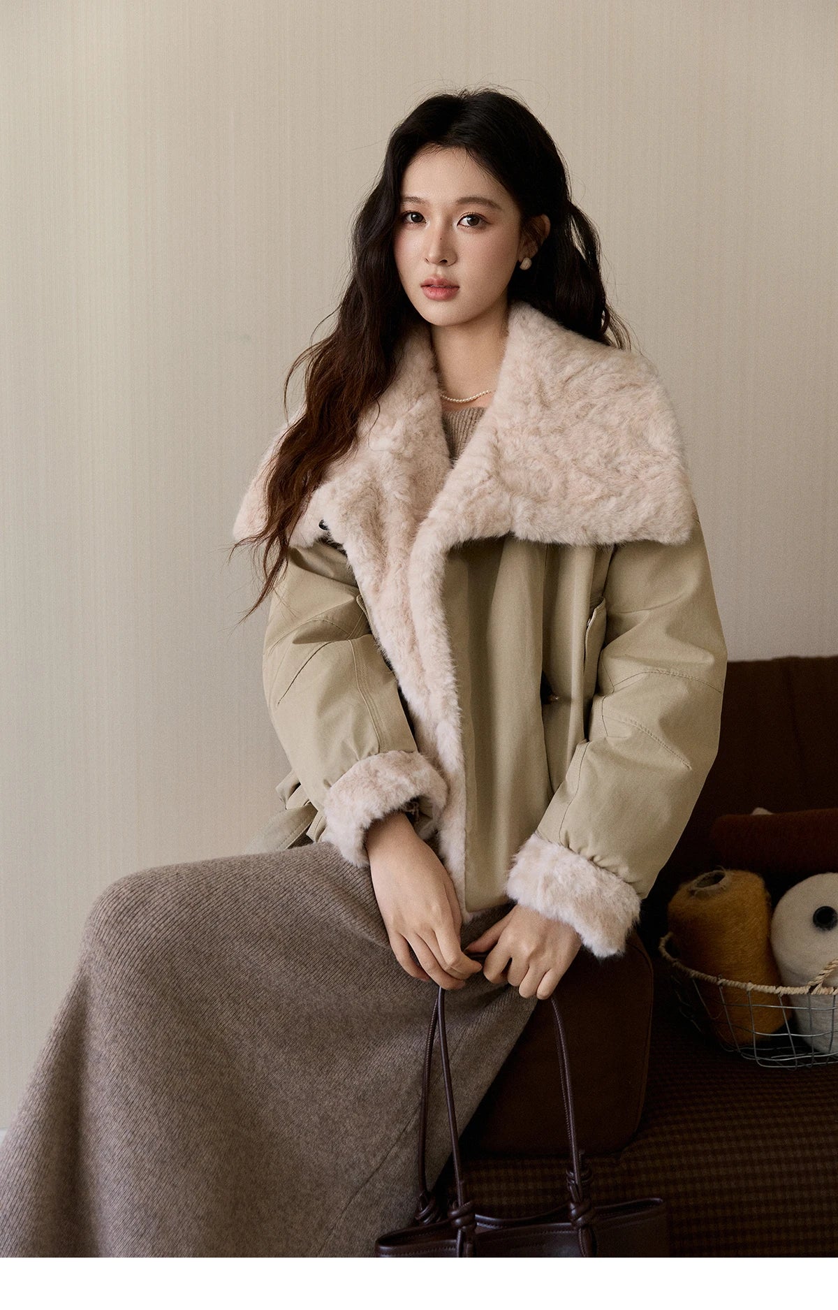 MISHOW Women's Parka Down Jacket Winter Large Lapel Fur Collar Horn Button Coat Thick Warm Loose Padded Outerwear MXE94W1046