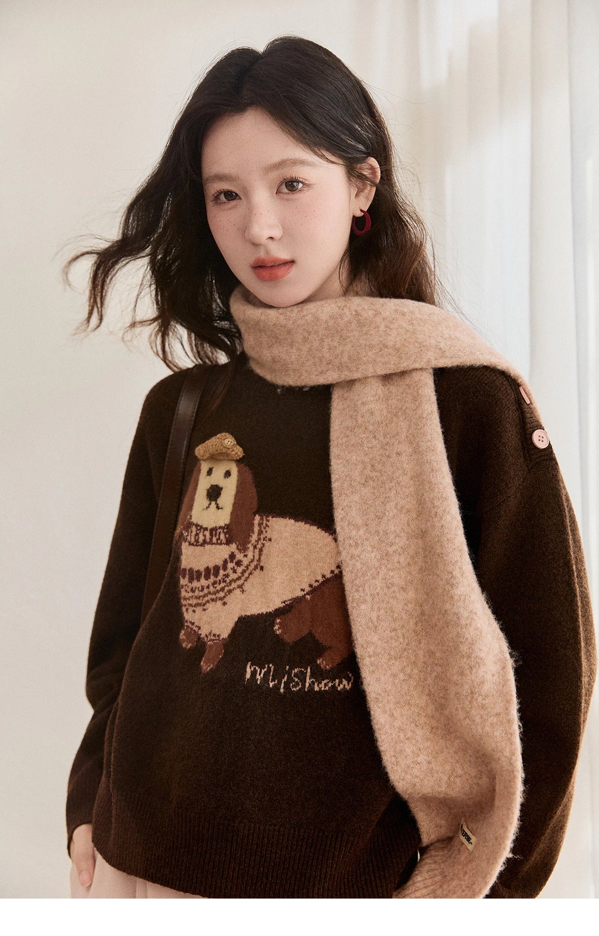 MISHOW Women's French Crew Neck Pullover Sweaters 2025 Winter Loose Dog Jacquard Knitted Top (Scarf Not Included) MXE94Z2890