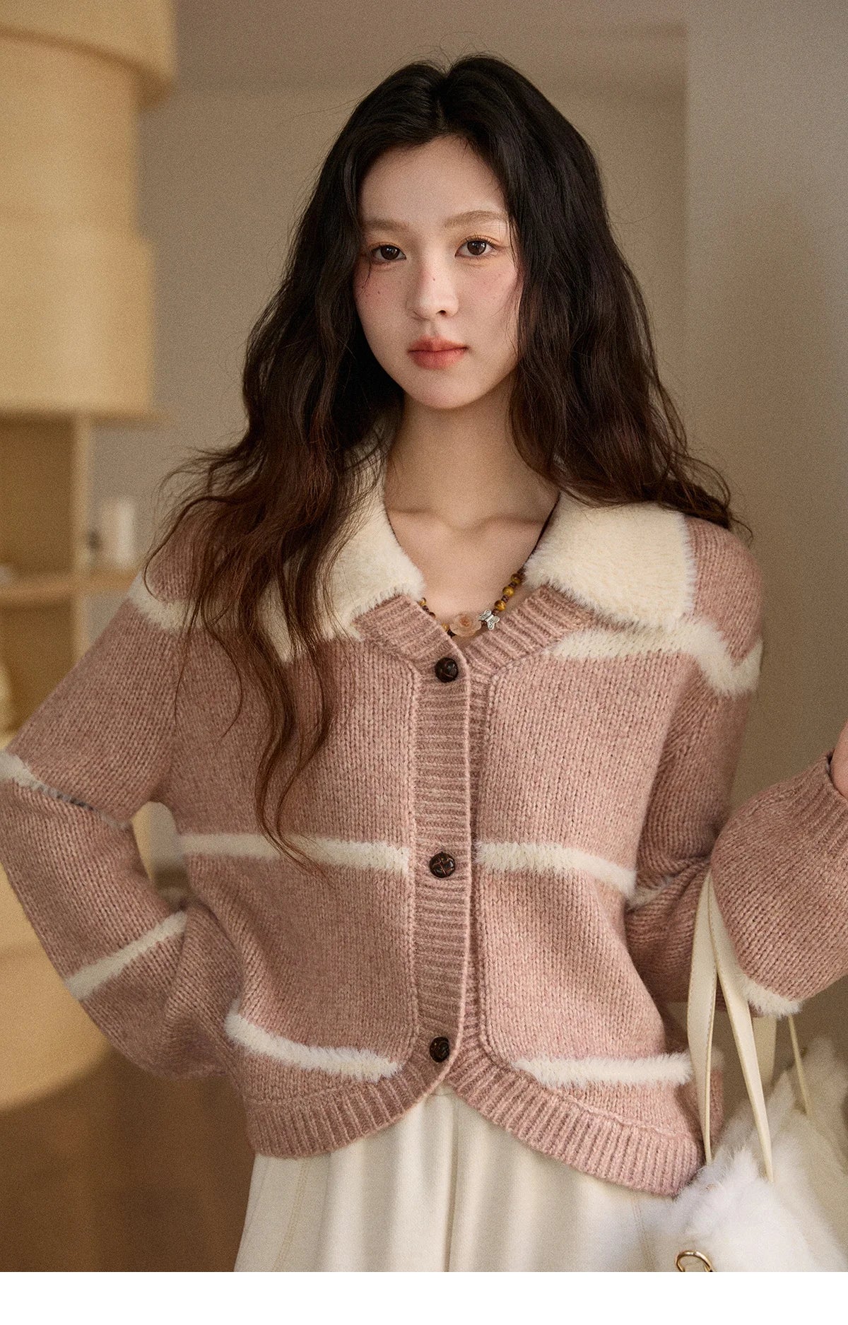 MISHOW Woman Knitted Cardigan 2025 Winter Sweet Style Faux Mink Turn-down Collar Striped Stitching Sweater Commute MXE89Z2668