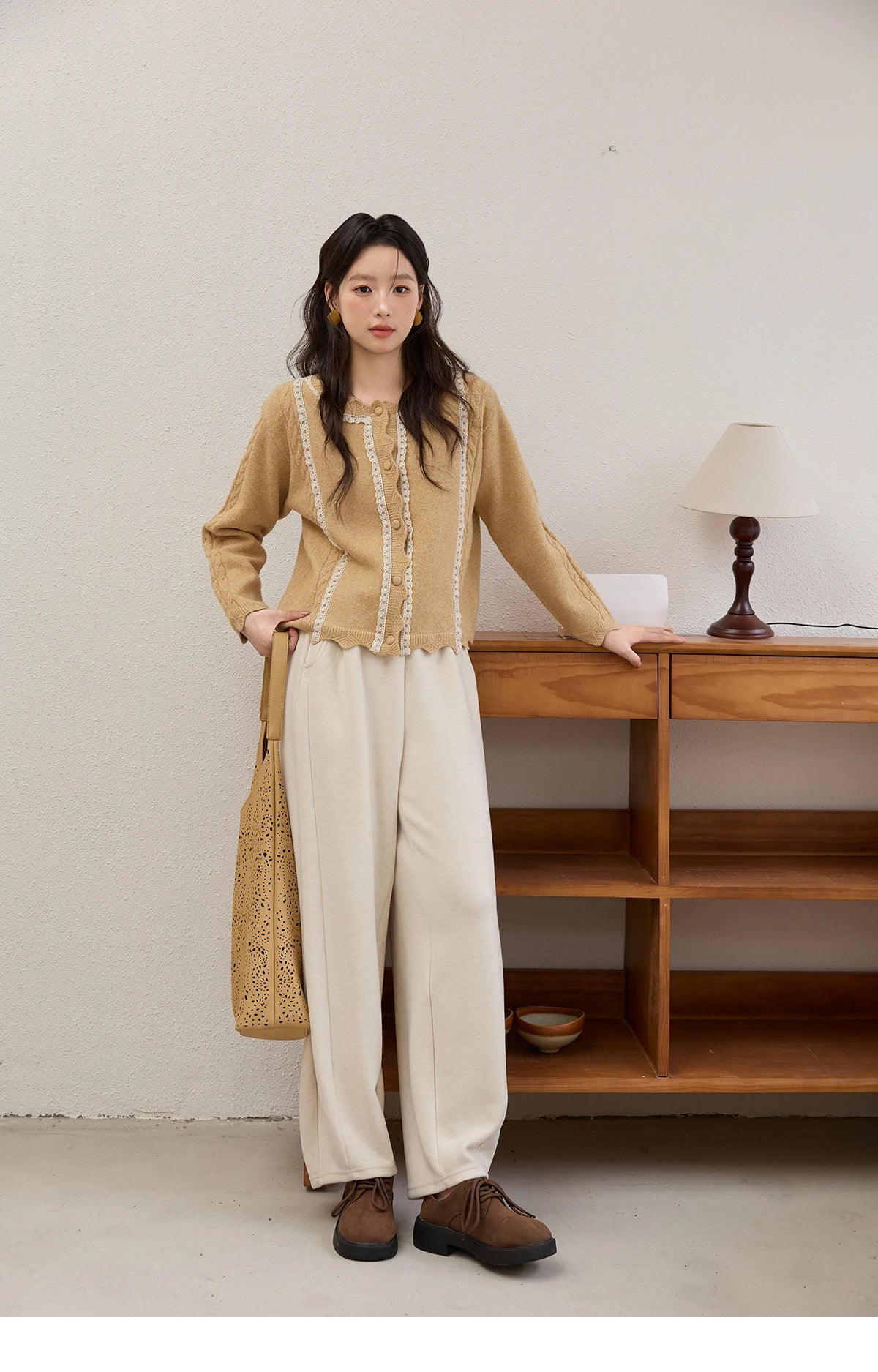 MISHOW Yellow Knitted Cardigan Ladies 2025 New Sweet Lace Stitching Cable Sweater Commute Women's Autumn Cardigan MXE51Z2546