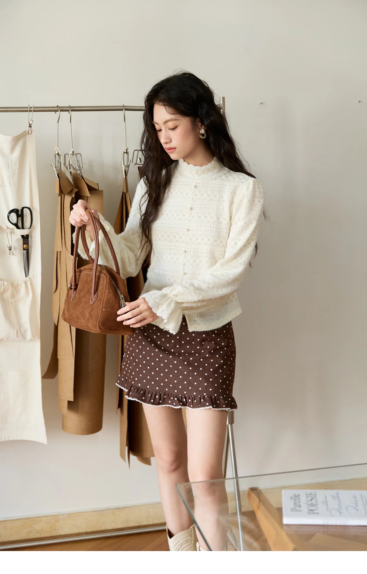 MISHOW Women's Casual Shirt 2025 Autumn Design Sense Elegant Lace Shirt New Half-high Collar Waist Slit Slim Tops MXE48X2501