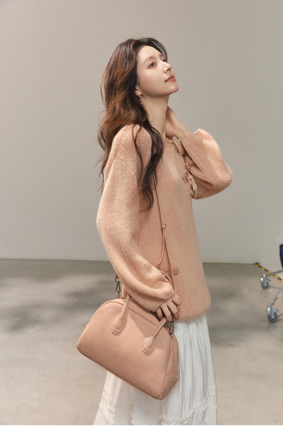 MISHOW 3D Floral Applique Crew Neck Knit Thin Sweater 2026 Spring Loose Casual Elegant Top Soft Pinkish Beige Sweater MXE47Z2649