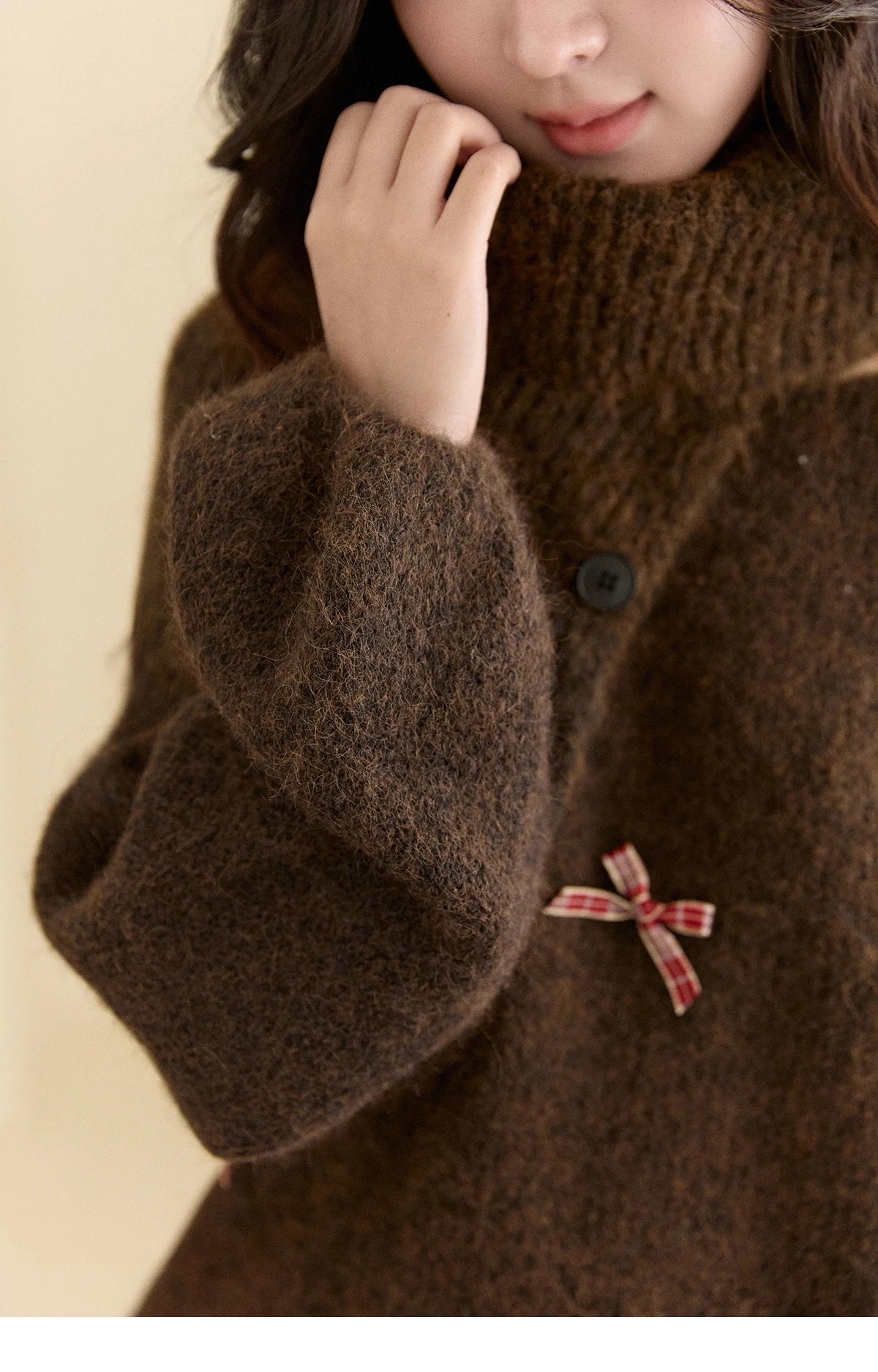 MISHOW Women's French Retro Plaid Bow Sweater 2025 Winter Detachable Shawl Collar Thick Lantern Sleeve Knitted Tops MXE93Z2946