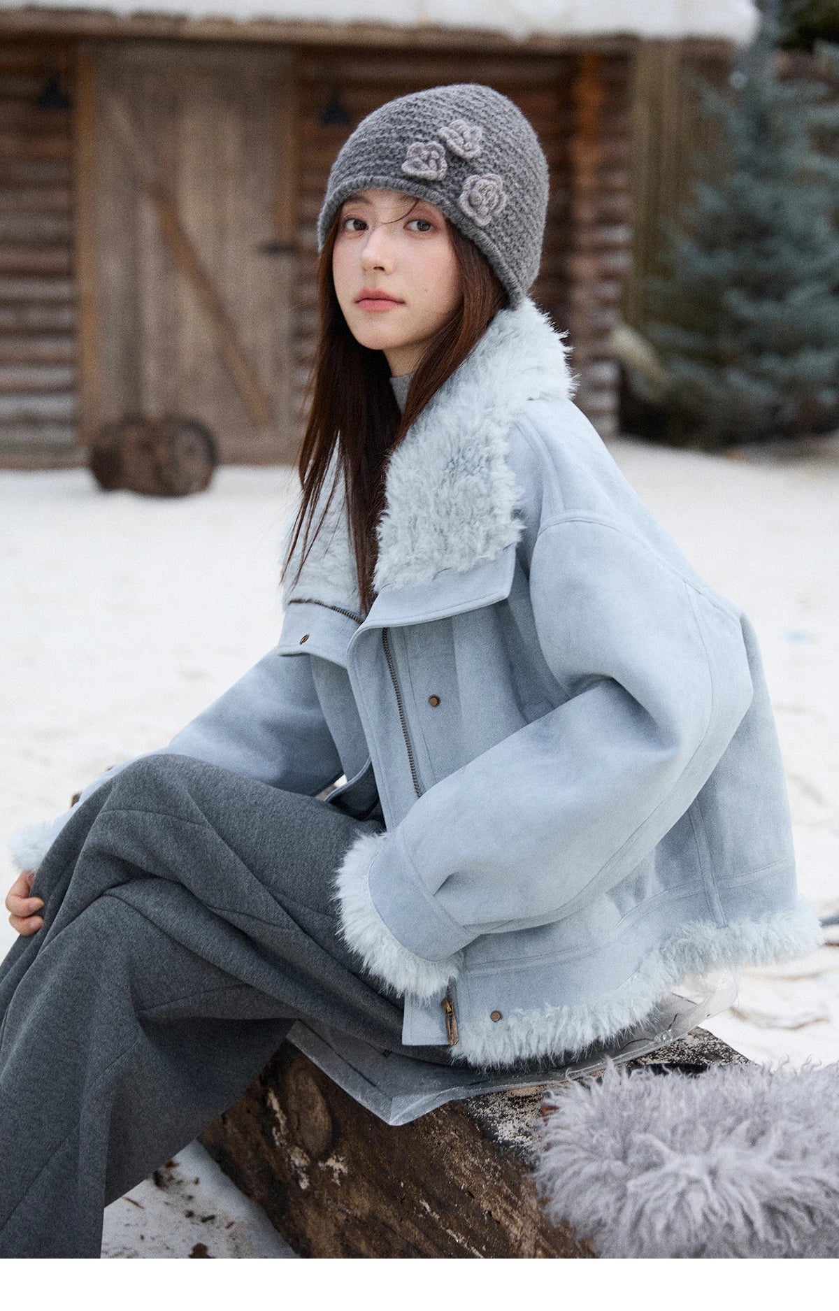 MISHOW Women's Blue Jacket 2025 Winter Blue Plush Turn-down Collar Zip-up Coat Fashion Casual Warm Loose Coat Woman  MXE87W0917