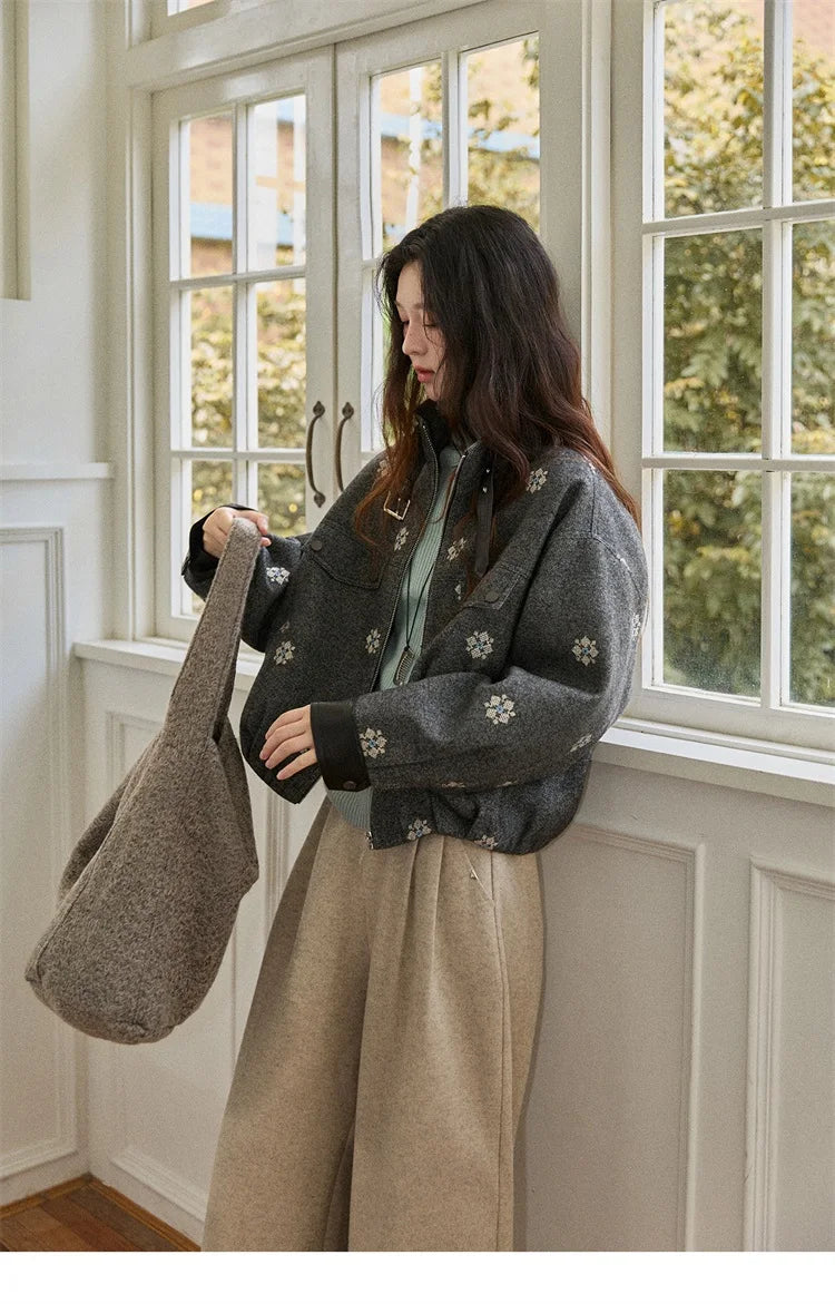 MISHOW Women's Wool Blend Jacket 2025 Winter Retro Small Flower Embroidery Decorated Coat Turtleneck  Zipper Jacket MXE86W0906