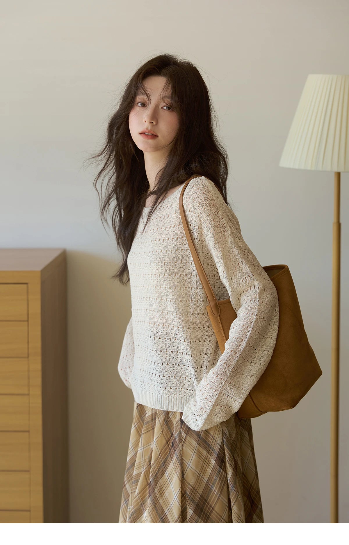 MISHOW Coffee Plaid Skirt 2025 Autumn Asymmetrical Hem Skirts Female Retro Side Zipper Commuting A-line Midi Skirt MXE42B2377