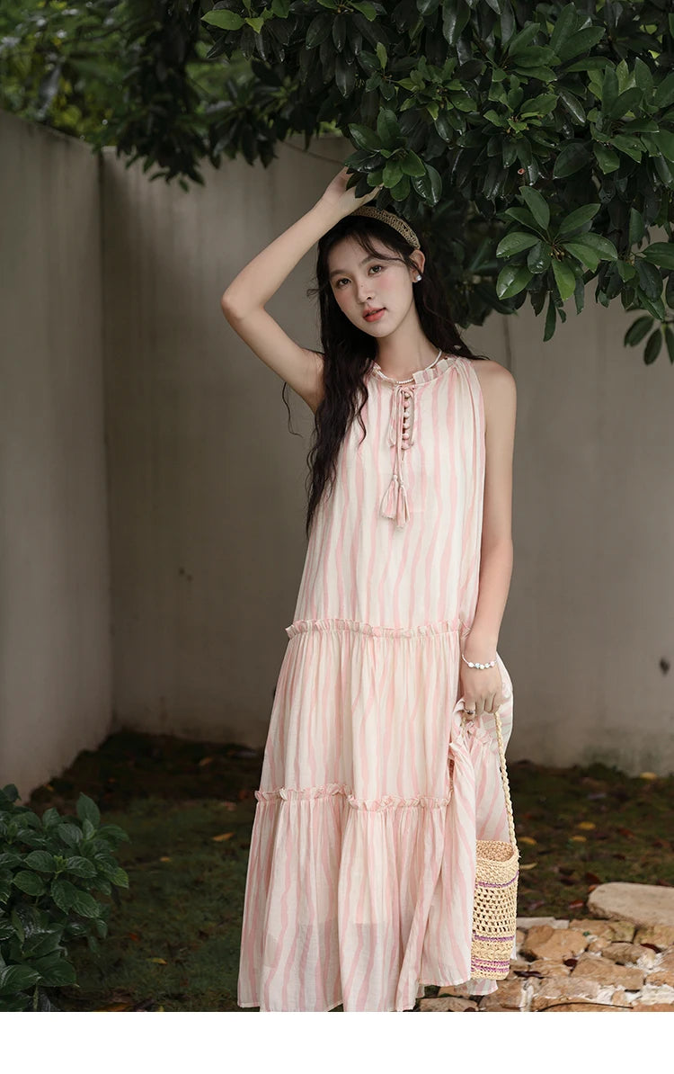 MISHOW Hanging Neck Striped Dress for Women 2024 Summer French Tea Break Camisole Dress Sweet Vacation Long Dresses MXD30L1951