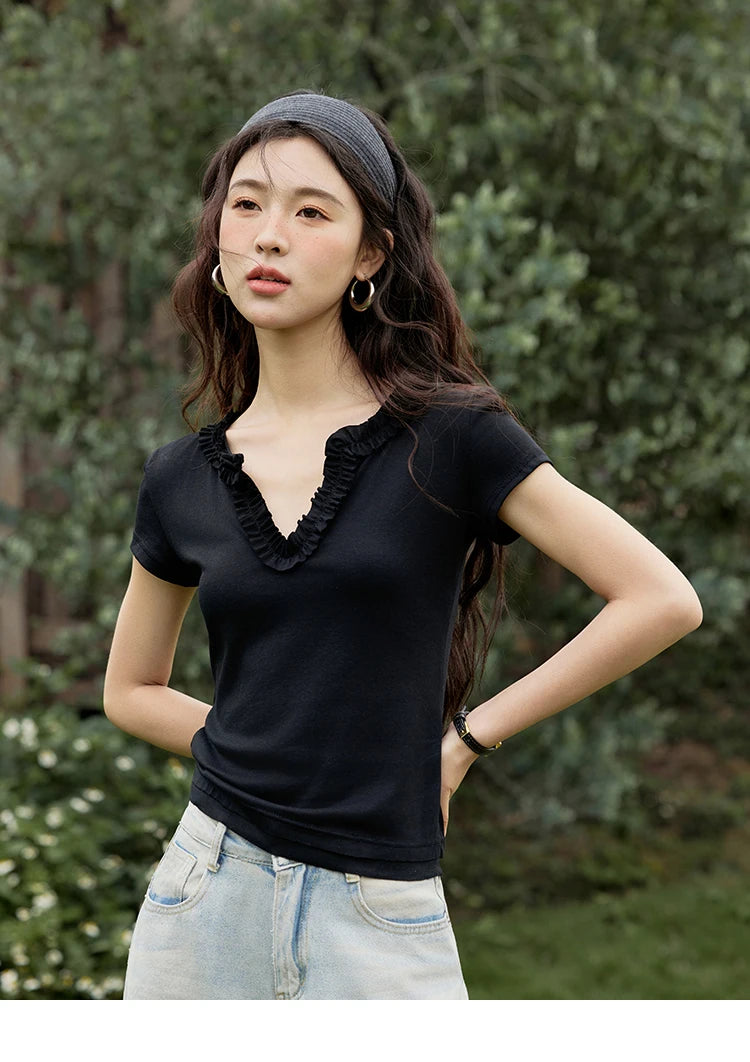 MISHOW Casual Summer T-shirts Women New 2025 Short Sleeve V-neck  Solid Straight Shoulder Slimming Shirt Female Thin MXE35T0562