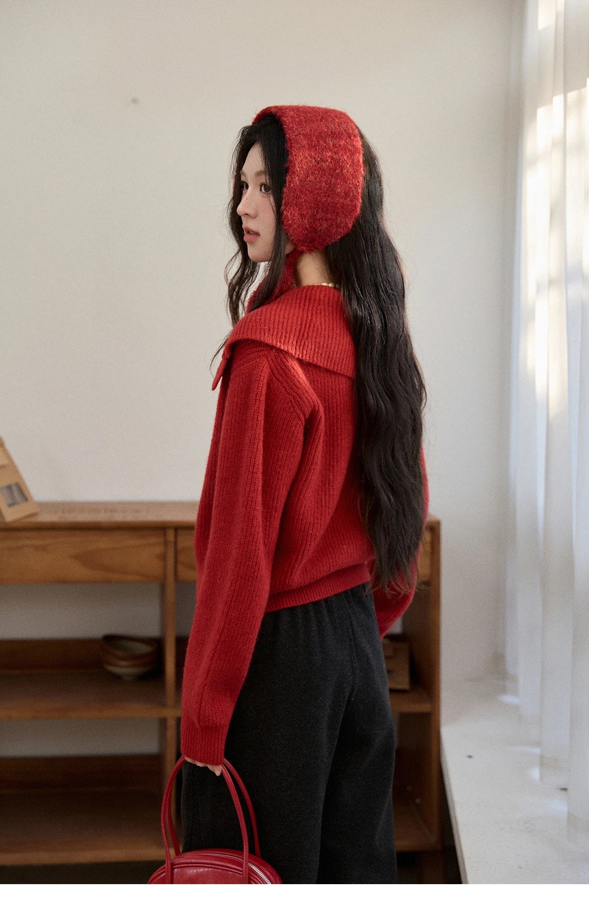 MISHOW Women's Retro Red Bull Horn Button Sweater 2025 Winter Arctic Velvet Warm Knitted Sweater Excluding Headscarf MXE90Z2819