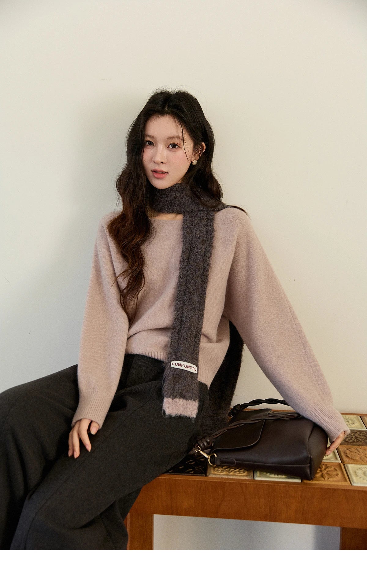 MISHOW Women's Solid Knitted Sweater 2025 Autumn Winter Boat Neck Lantern Sleeve Loose Sweater Soft Warm Pullover Top MXE94Z2984