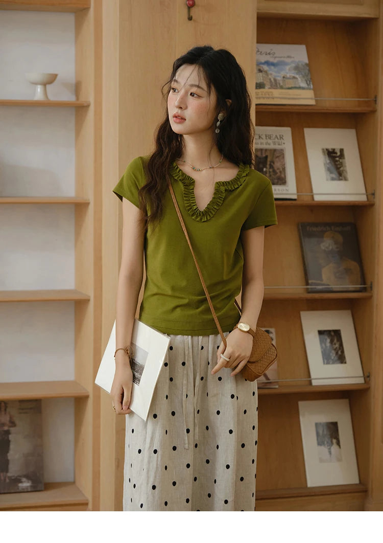 Mishow Lace V-Neck Short Sleeve Tee MXE35T0562