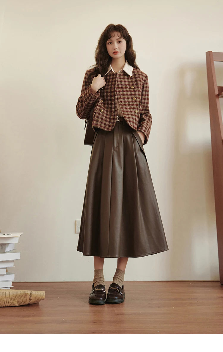 MISHOW Women's Vintage Plaid Coat 2024 Autumn French Single Breasted Crew Neck Crop Woolen Tops Office Lady Outerwear MXC48W0175