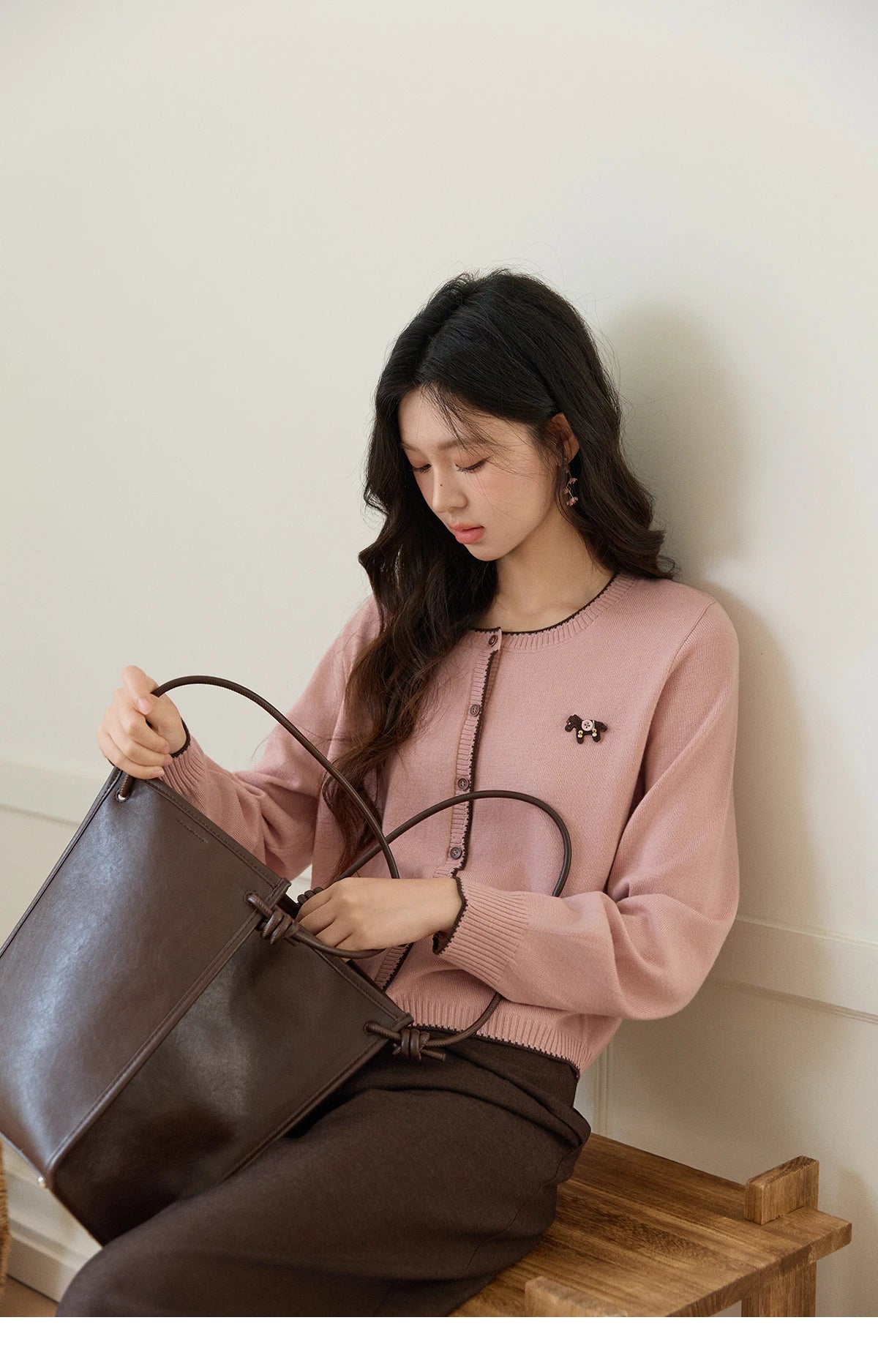 MISHOW Contrast Trim Crew Neck Knit Cardigan 2026 Spring Single Breasted Casual Pink Sweater with Pony Decoration MXF108Z1023