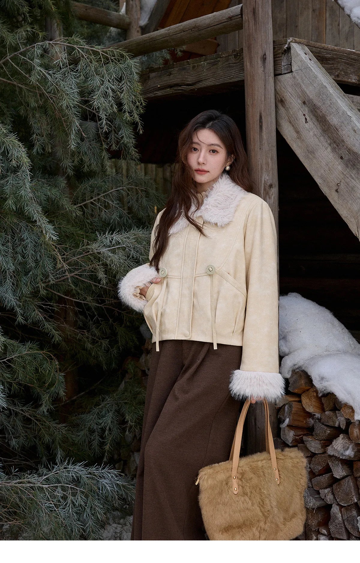 MISHOW Apricot Suede Jacket with Plush Collar Lapel for Women 2025 Winter Warm Overcoat Ladies Retro Thickening Coats MXE91W0987