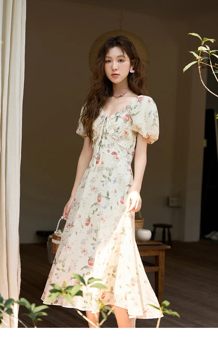 MISHOW Elegant Fairycore Floral Dresses for Women 2023 Summer French A-line Ruffles V-neck Puff Sleeve Sweet Dress MXC33L1465