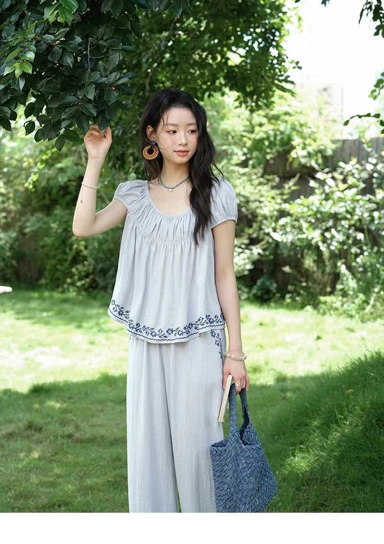 MISHOW Women's Two Piece Set 2025 Summer New Embroidery Flower Round Neck Blouse Fashion Pocket Wide Leg Pants Set MXE39T0669