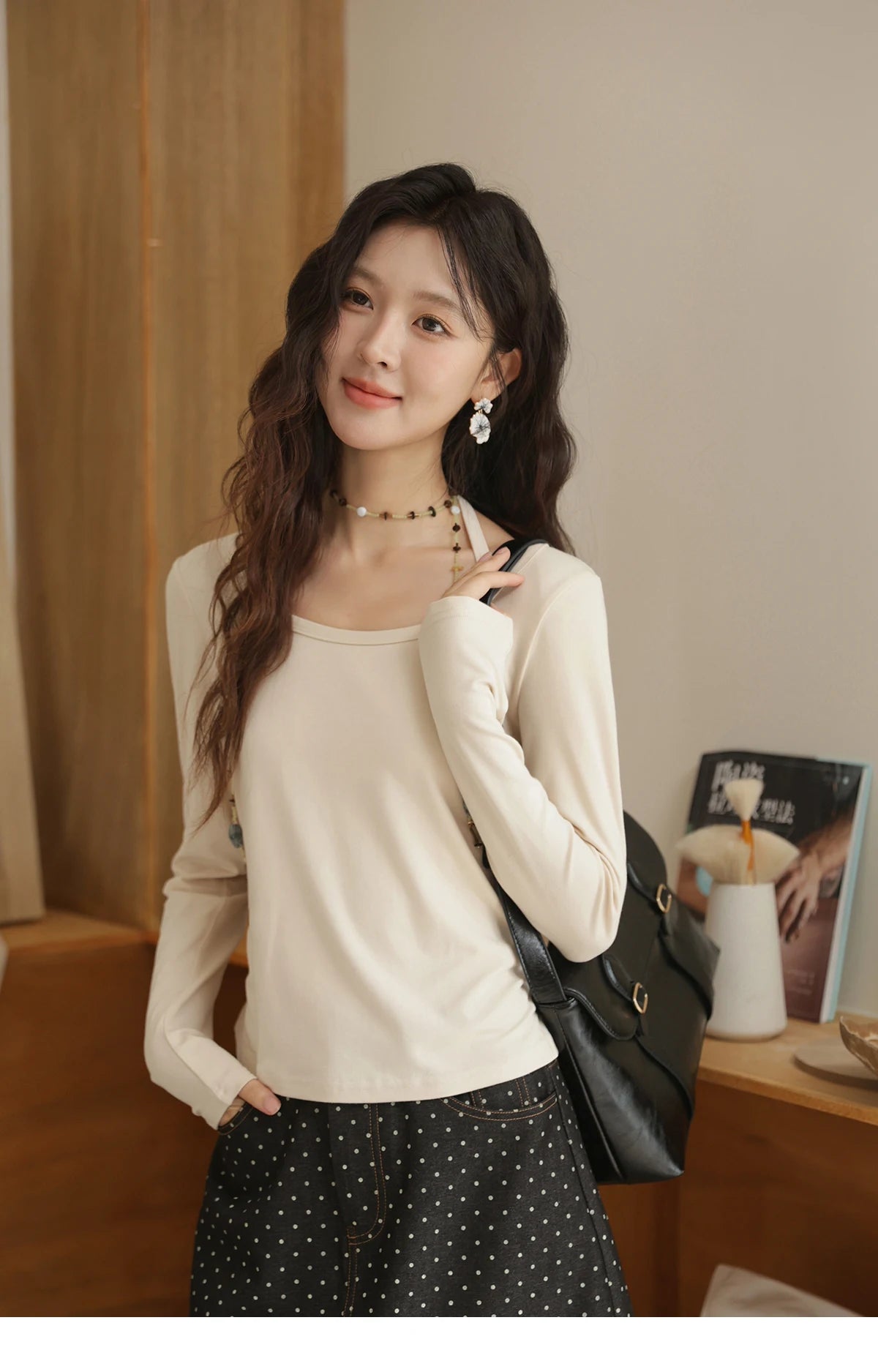 MISHOW Elastic Knitted T-shirts for Women Autumn 2025 Hanging Neck Strap Tees Pleated Waist Slim Long Sleeved Top MXE42T0720