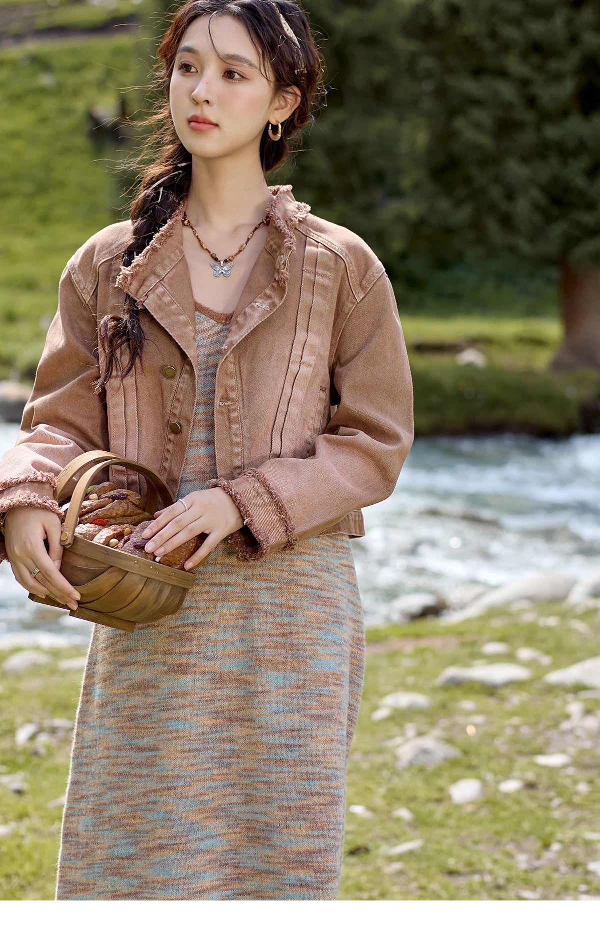 MISHOW Women's French Retro Denim Jacket 2024 Autumn Short 100Cotton Streetwear Top Wide-waisted Single Breasted Coat MXD43W0391