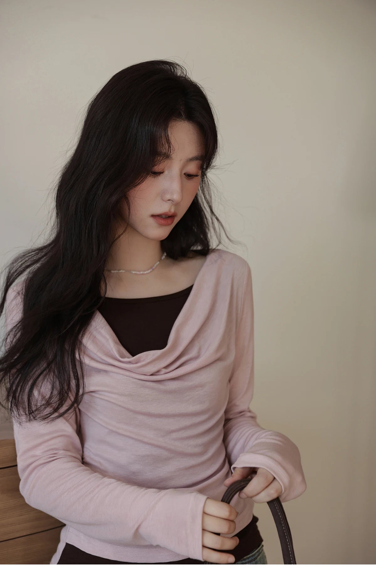 MISHOW Multi Colored Fake Two-piece Knitted Sweater 2025 Autumn Swinging Collar Casual Tops Contrasting Waist Top MXE42Z1341