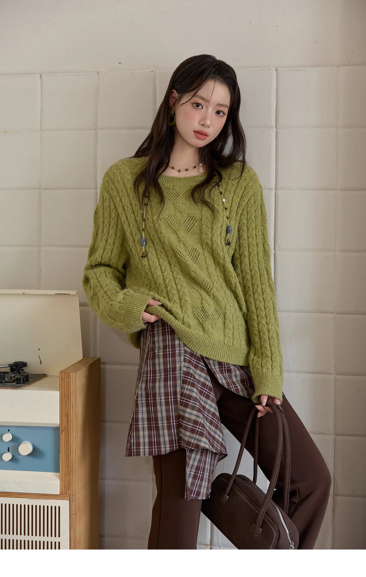 MISHOW  Sweater for Woman 2025 Autumn Winter Green Retro Twisted Rope Hollow Design Loose Knit Top Luxury Commuter MXE49Z2520