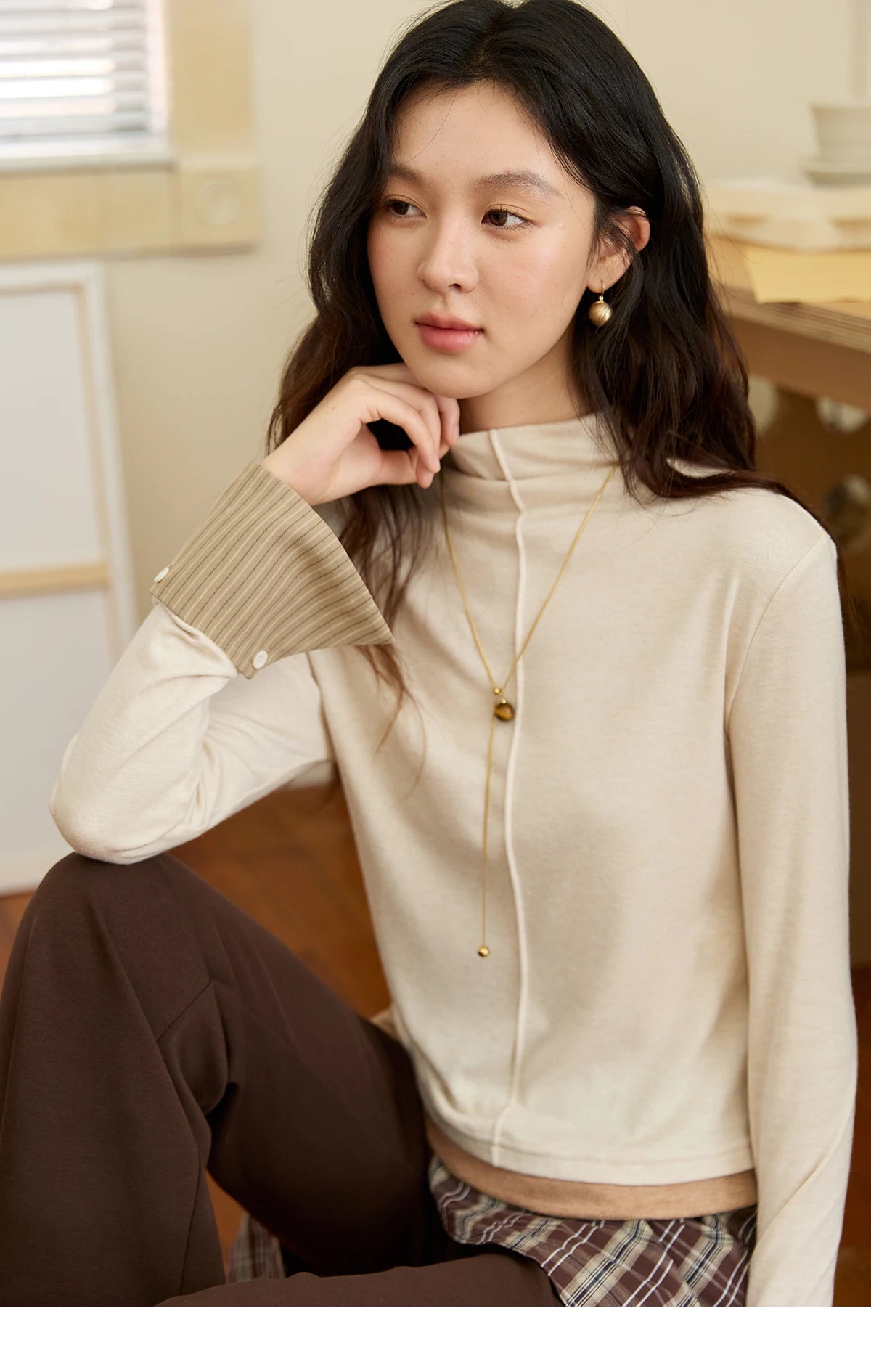 MISHOW Knitted Tops for Women 2025 Autumn New Apricot Stand Collar Long Sleeves Slim Fit with Detachable Cuffs Tops  MXE49Z2532