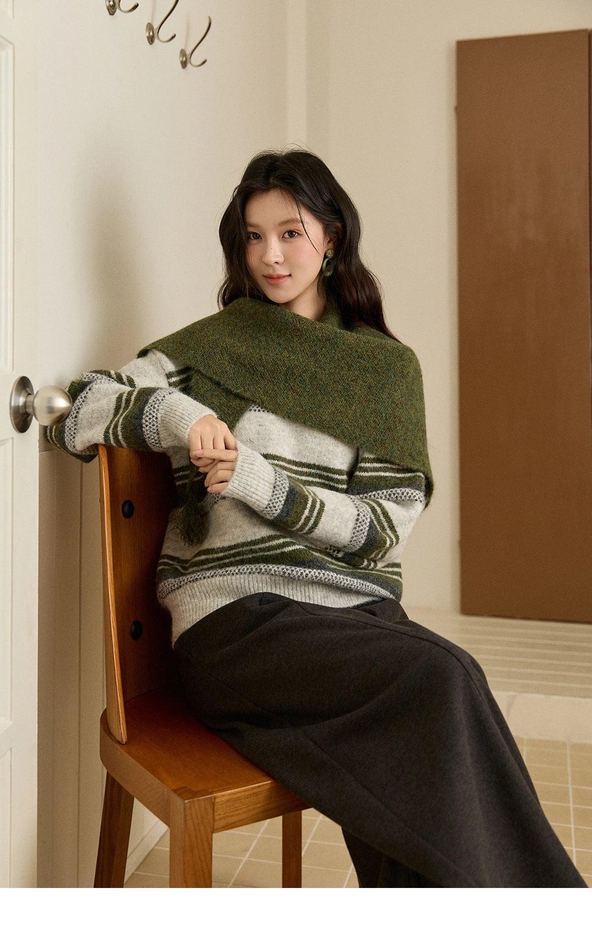 MISHOW Women's Wool Blend Retro Striped Sweater with Scarf Set 2025 Winter Knitted Round Neck Warm Loose Sweaters MXE94Z2987