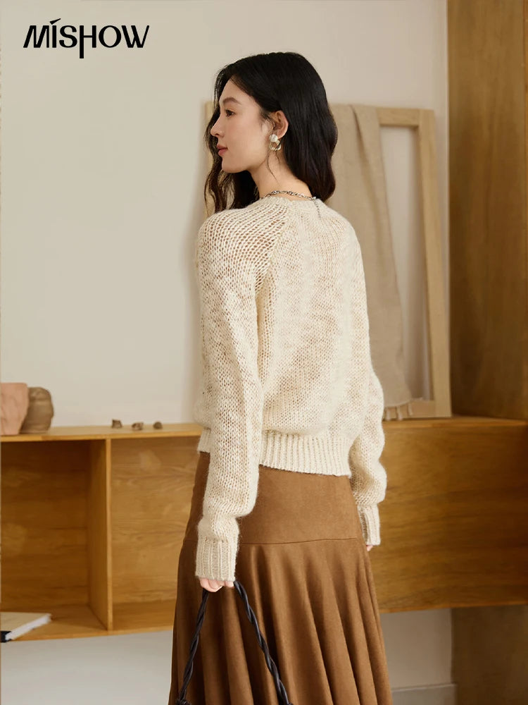 MISHOW Women's Hook Flower Wool Knitted Sweaters Autumn Apricot Wool Blend Loose Lazy Style Top Retro O-neck Sweaters MXE47Z2577