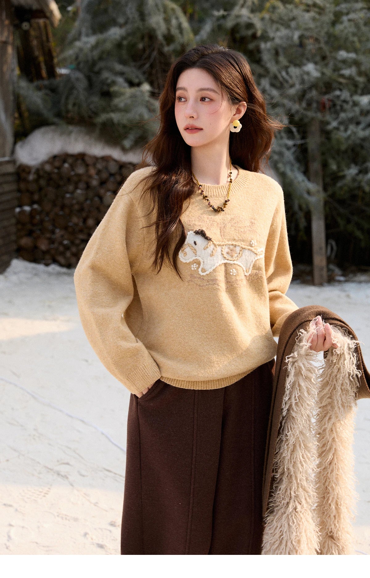 MISHOW Handmade Embroidered Jacquard Sweater for Women in Autumn Winter 2025 Thick Pony Knitted Pullover Sweaters MXE92Z2848