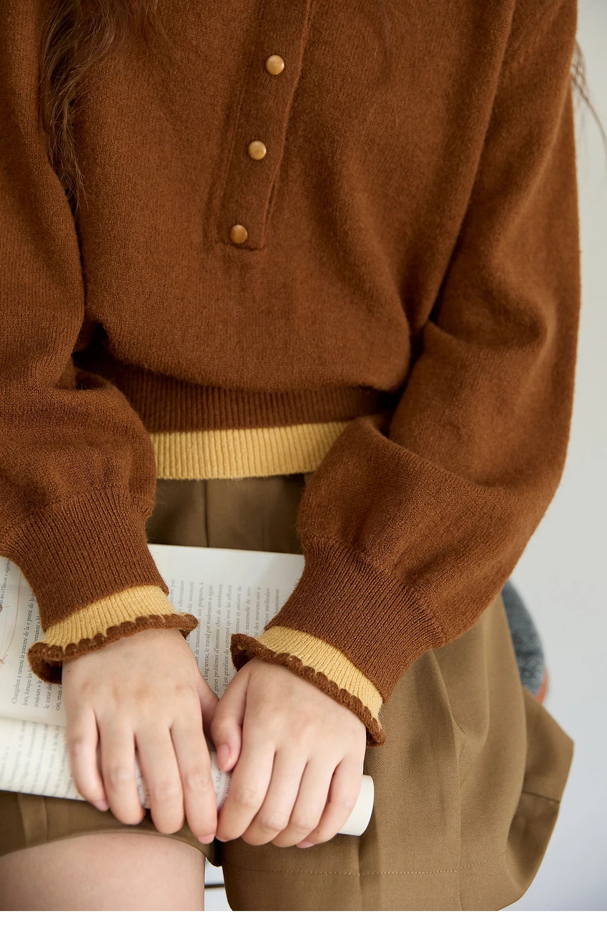 MISHOW Elegant Women's Sweaters 2025 Autumn Designer Knitted Double-layer Turn-down Collar Loose Long Sleeves Tops  MXE45Z2502