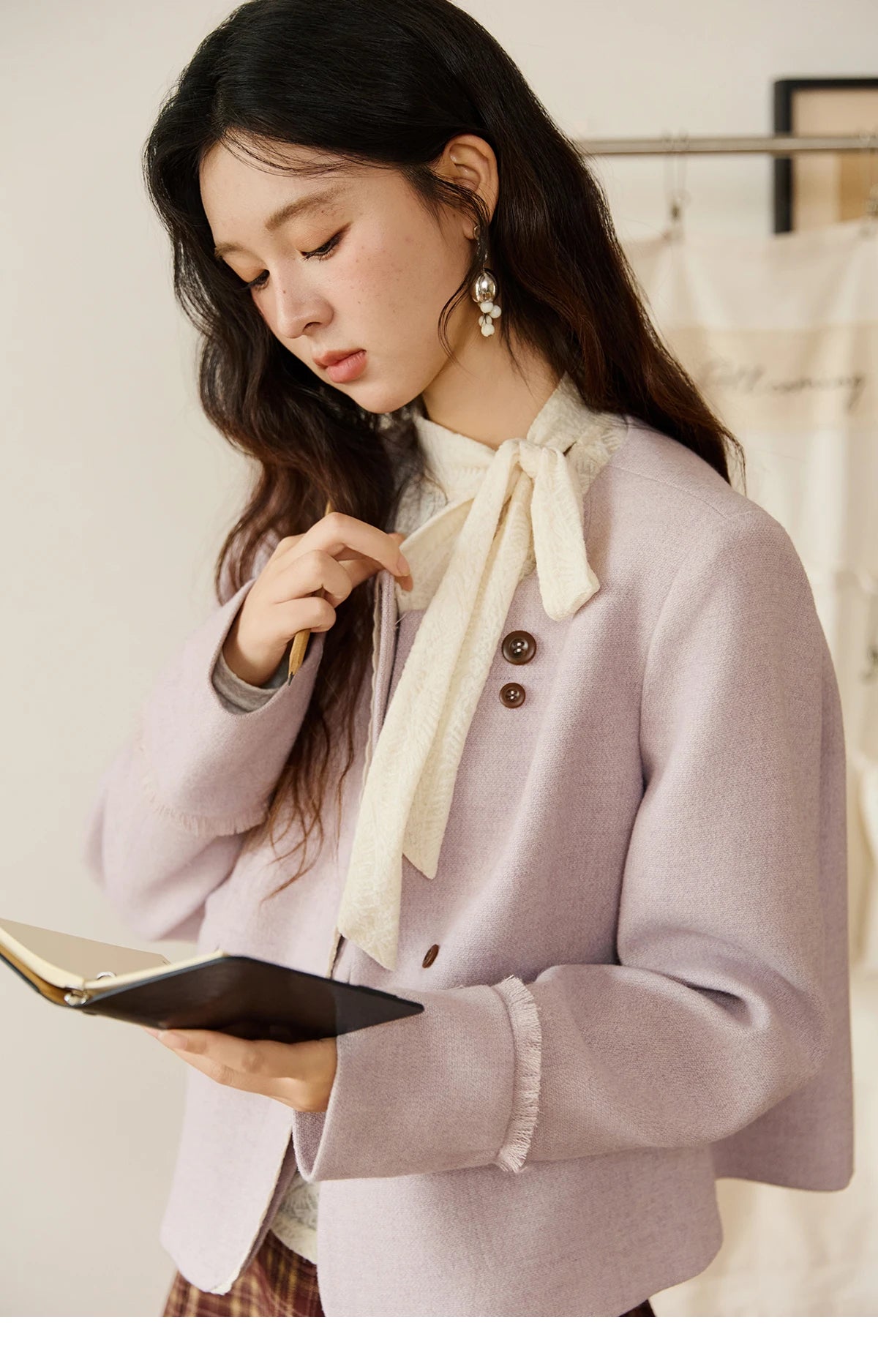 MISHOW Purple Woolen Coat for Women Autumn 2025 Slanted Placket Splicing Lace Coats Shoulder Pads Retro Short Jackets MXE47W0840