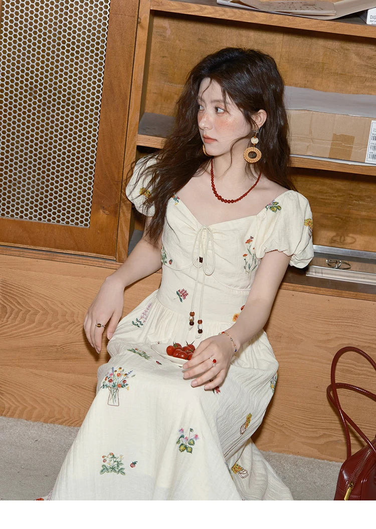 MISHOW Fashion Flower Embroidery Dress for Women Summer 2025 New Square Neck Lace Up Puff Sleeve Large Swing Dresses MXE37L2315