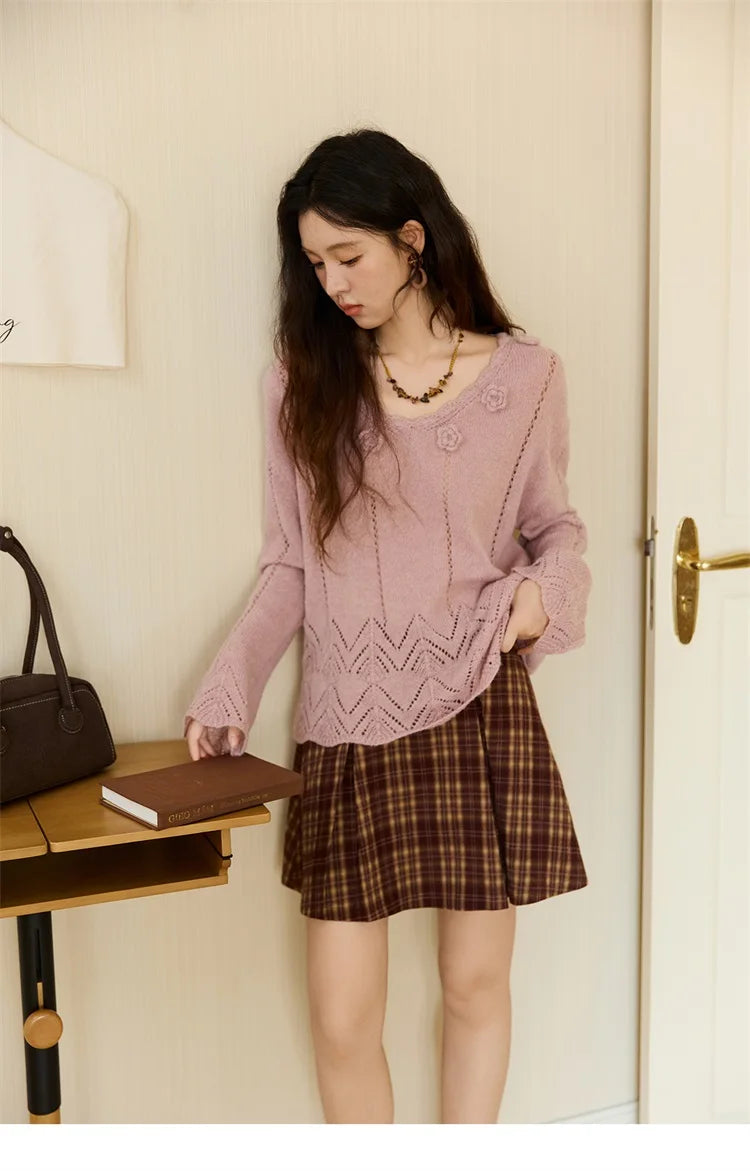 MISHOW Elegant Women's Sweaters 2025 Autumn Purple Hollow Out Wave V-neck Crochet Design Knitted Top Casual Pullovers MXE45Z1391