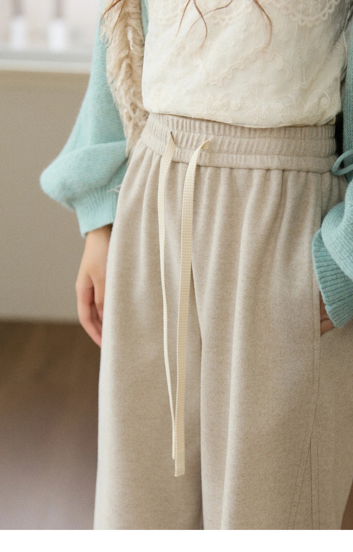 MISHOW Wide-leg Pants for Women 2025 Autumn Winter High Waist Straight Lace-up Loose Pants Retro Casual Slim Pants MXE89K1100