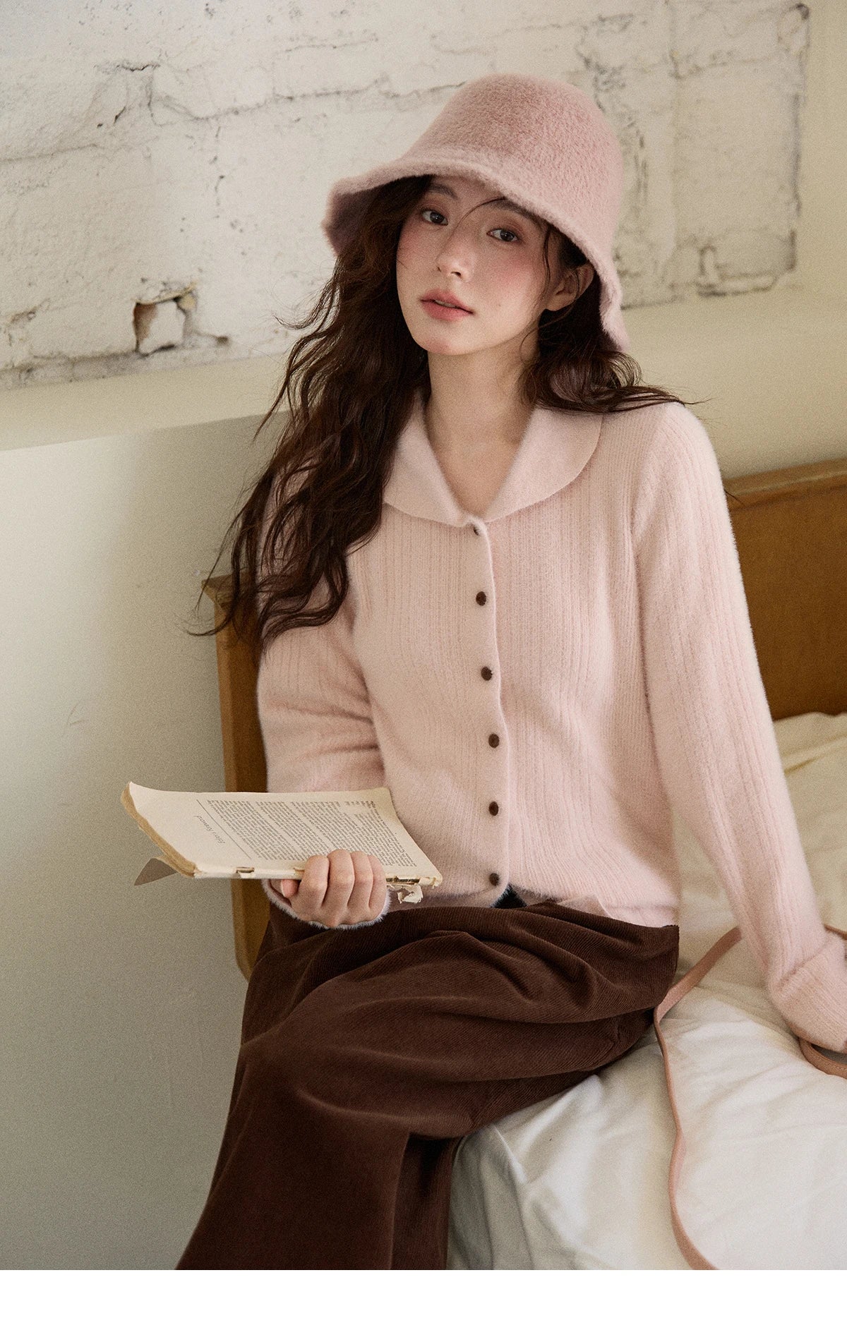 MISHOW Woman Yellow Cardigan 2025 Winter Imitation Mink Fur Knitted Cardigan Turn-down Collar Long Sleeves Soft Top MXE89Z2671