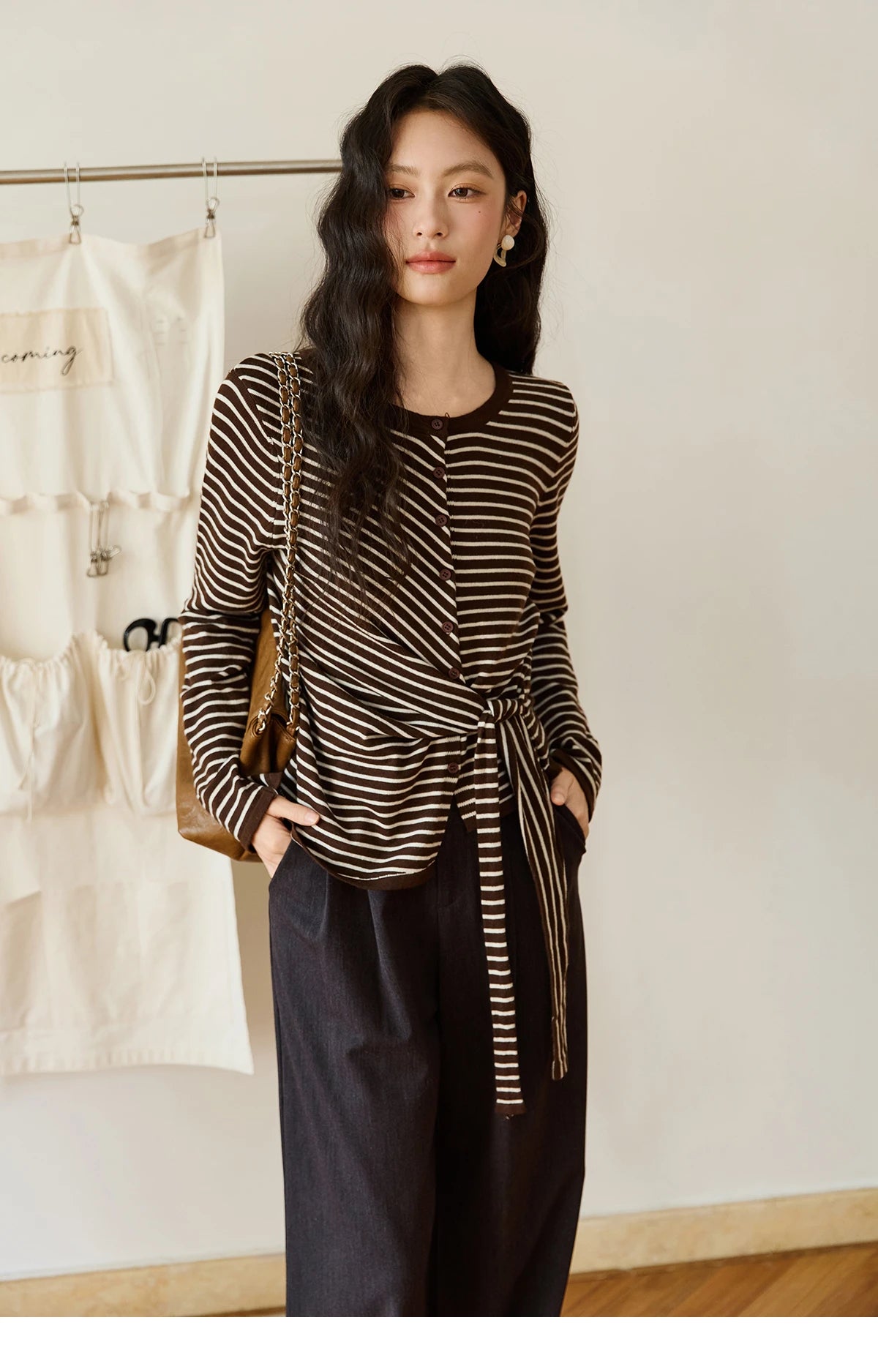 MISHOW Women's Coffee Striped Knitted Top 2025 Autumn Retro Commute Long Sleeves Loose Cardigan Sweater Women Clothes MXE46Z2537