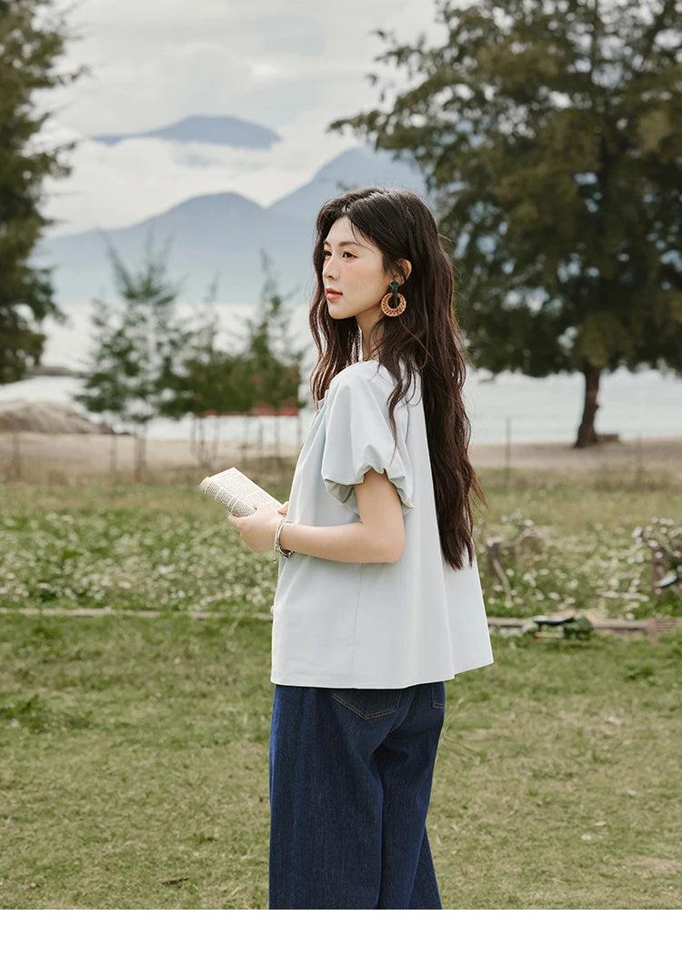 MISHOW Solid French Summer Blouses Woman 2025 New Short Puff Sleeve V-neck Beaded Retro Shirts Women Fashion Tops MXE33X1757