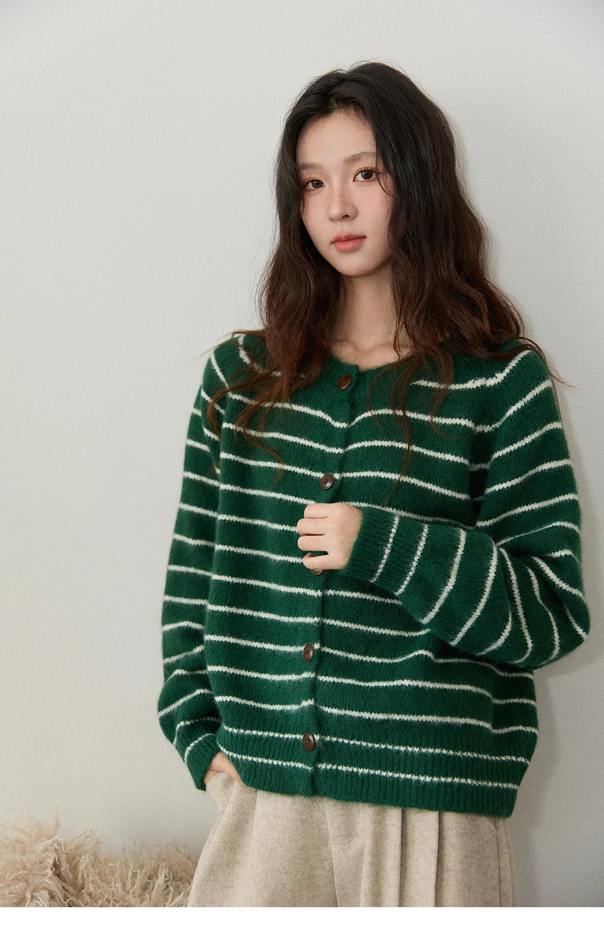 MISHOW Green Striped Cardigans for Woman 2025 Winter Knitted Cardigan Wool Blend Loose Retro Crew Neck Knit Sweater MXE86Z2735