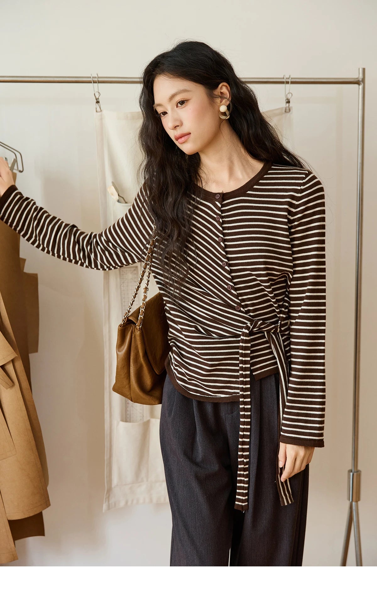 MISHOW Women's Coffee Striped Knitted Top 2025 Autumn Retro Commute Long Sleeves Loose Cardigan Sweater Women Clothes MXE46Z2537