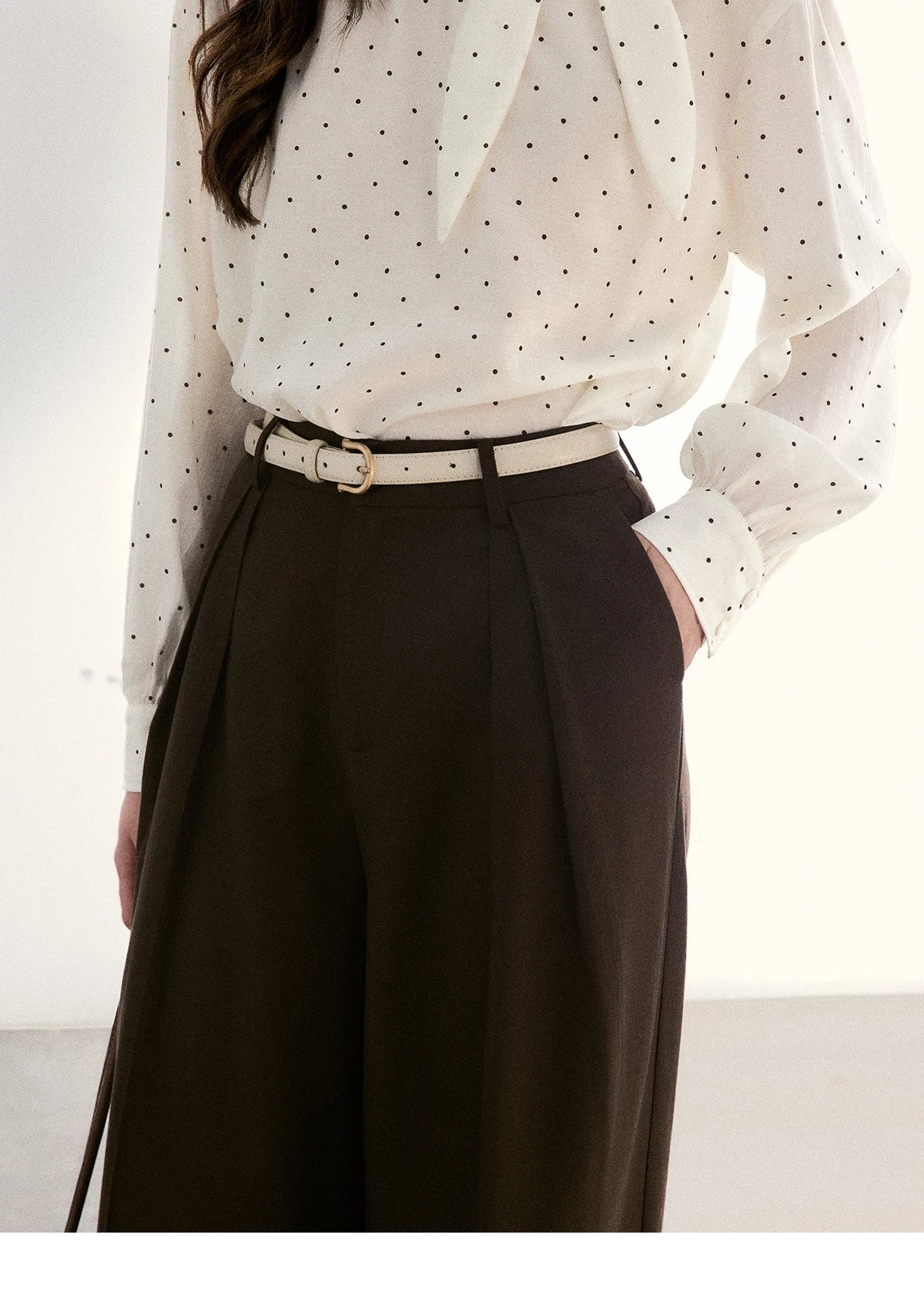 MISHOW Women's Dark Brown Wide Leg Pants 2026 Spring High Waist Pleated Pants Back Elastic Waist Casual Trousers MXF108K1010