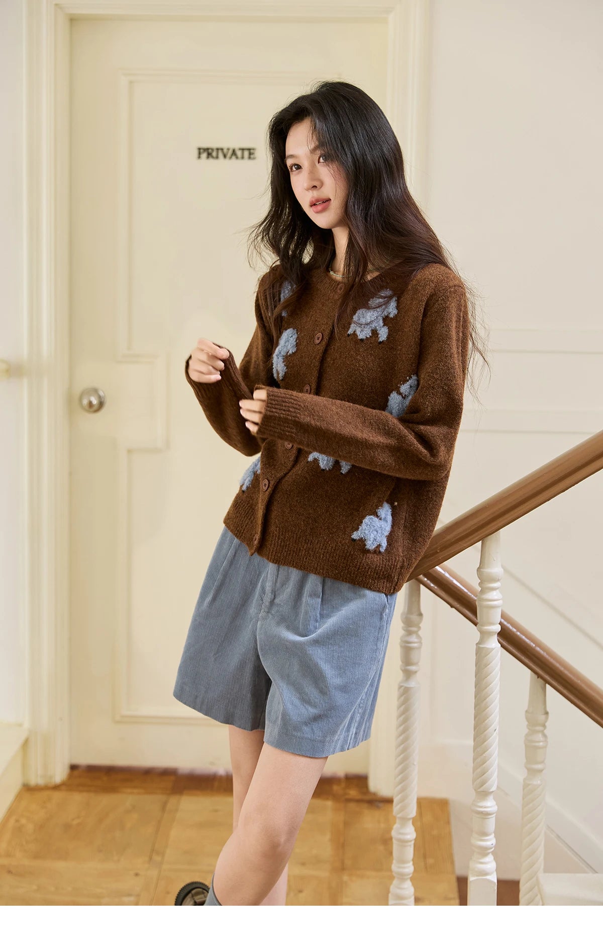 MISHOW Lamb Jacquard Knit Cardigan Women 2025 Autumn New Lambskin Round Neck Single-breasted Commuting Loose Sweater MXE48Z2571