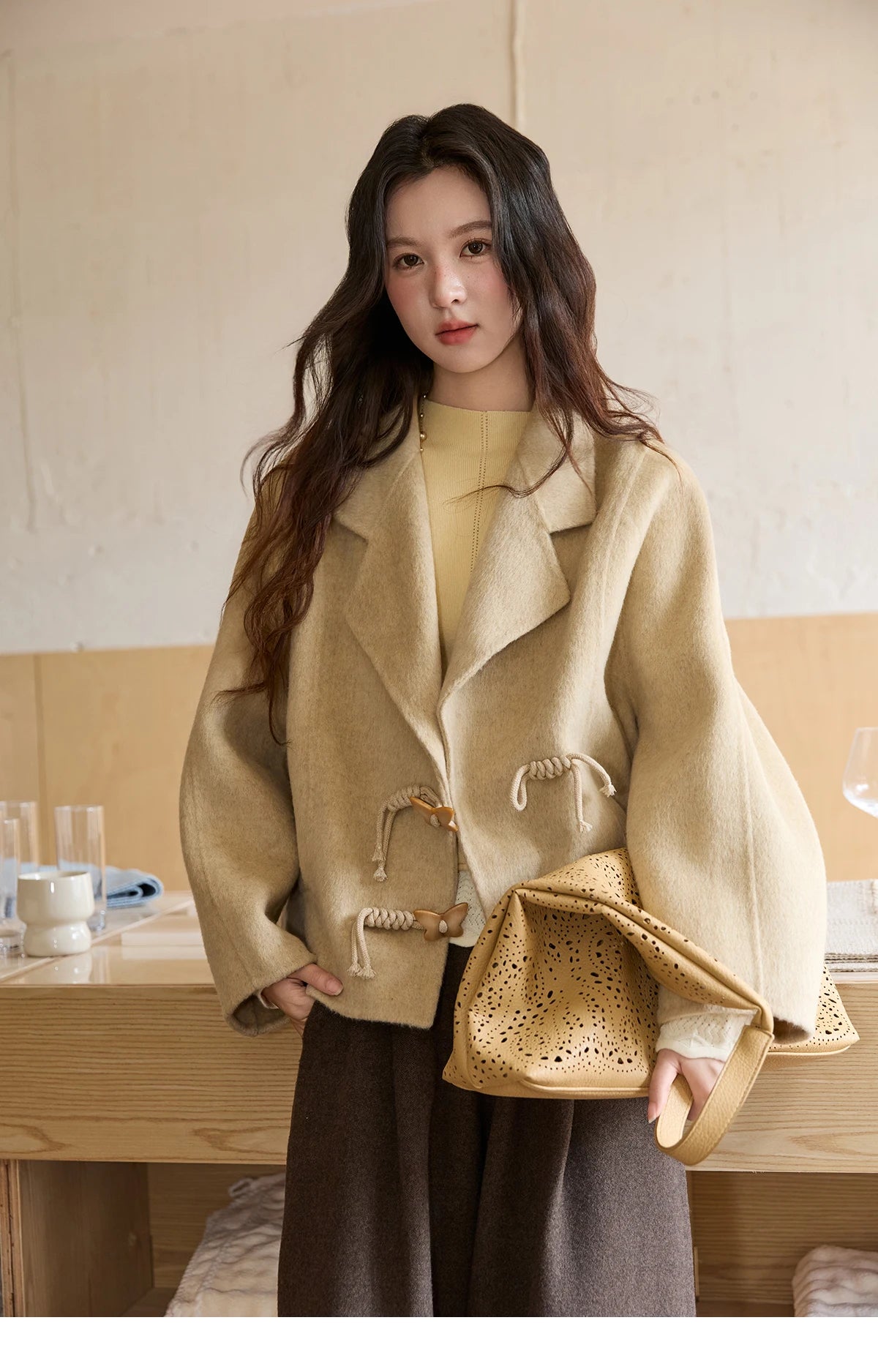 MISHOW 100%Wool Coat for Woman 2025 Winter Retro Apricot Double-faced Butterfly Button Coat Warm Long-sleeved Jacket MXE51W0887
