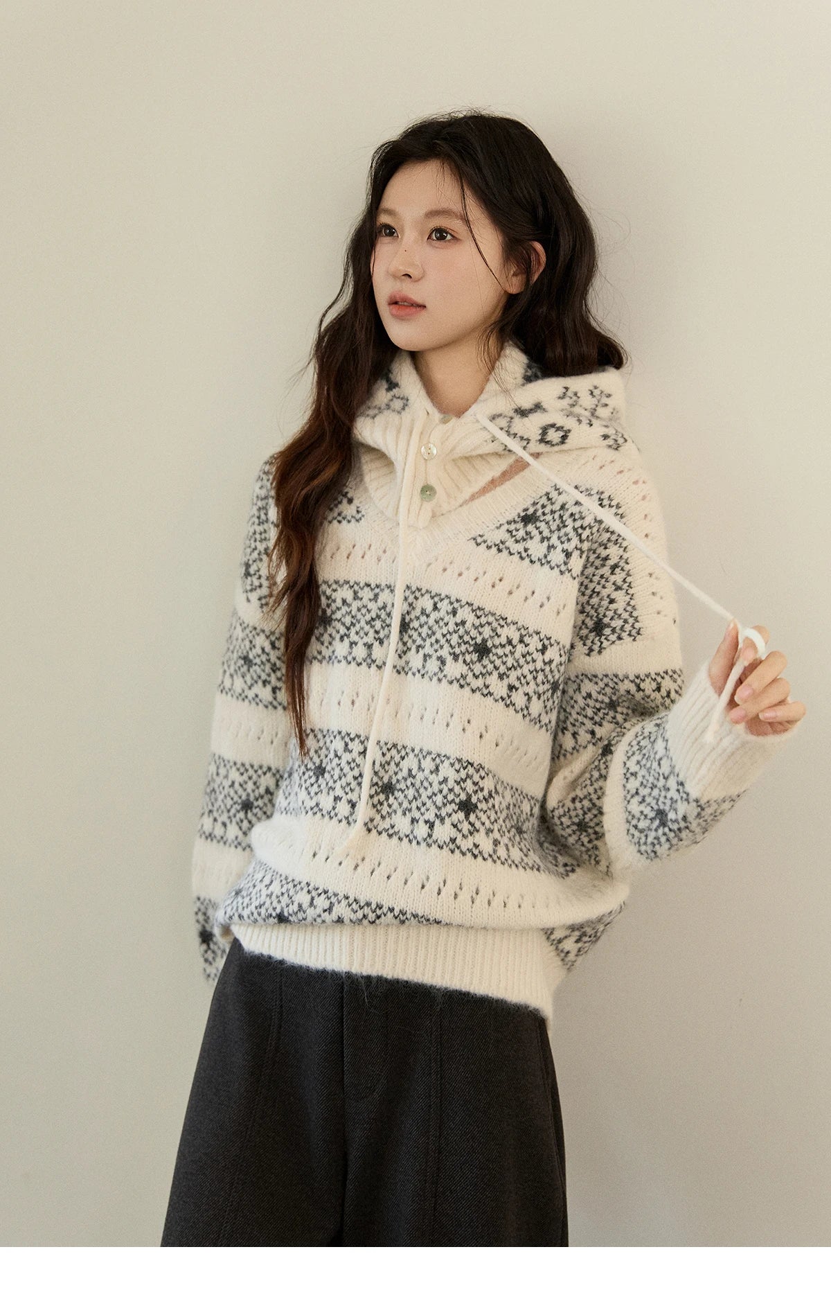 MISHOW Women's Fair Isle Knitted Sweater 2025 Winter V-neck Wool Blend Casual Tops Removable Hood Warm Loose Sweaters MXE94Z2979