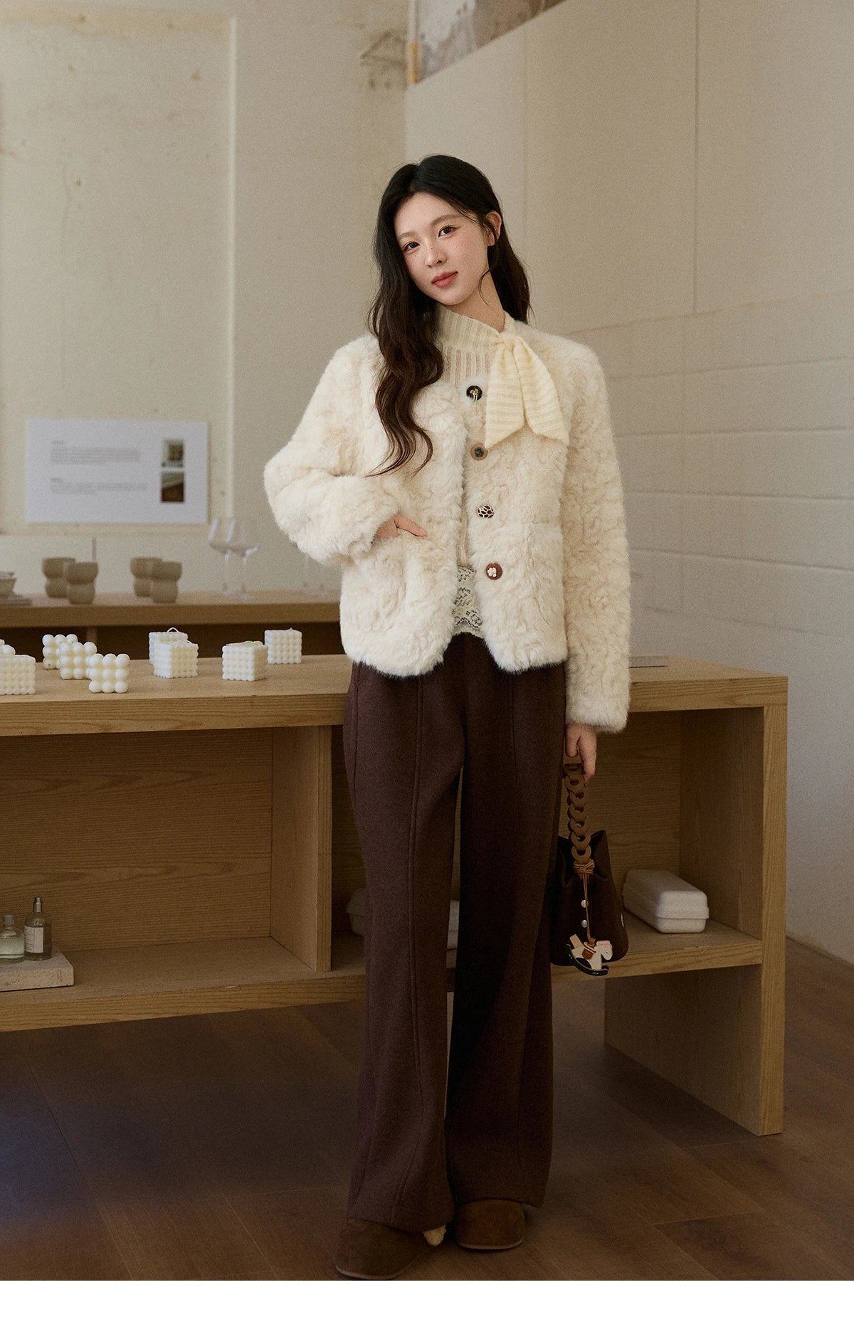 MISHOW French Lace-up Bottom Tops Women Autumn Winter 2025 Korean Vertical Stripe Knitted Top Thickened Interior Tops MXE92Z2797