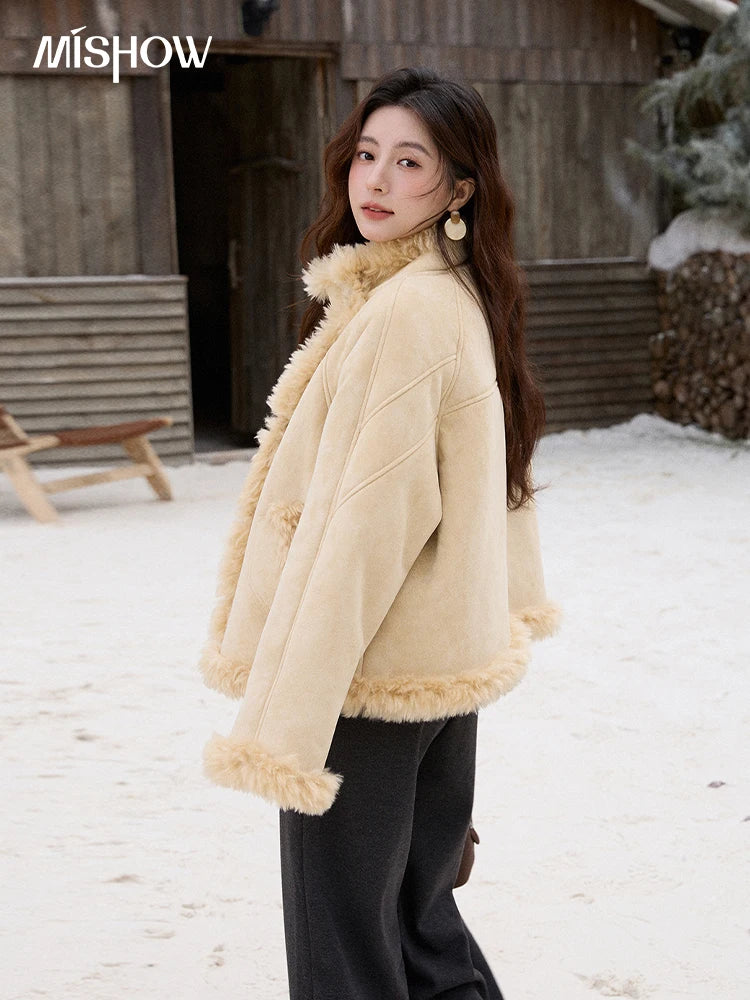 MISHOW Woman Yellow Jacket 2025 Warm Stand-up Collar Suede Coat Winter Shearling and Fur Trim Loose Thickened Coat MXE92W1017
